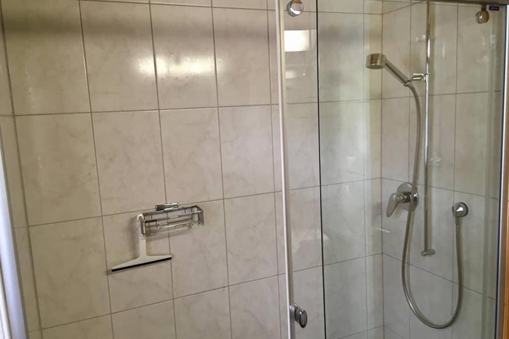 קלוסטר Ferienwohnung Uf Z'Enisch מראה חיצוני תמונה