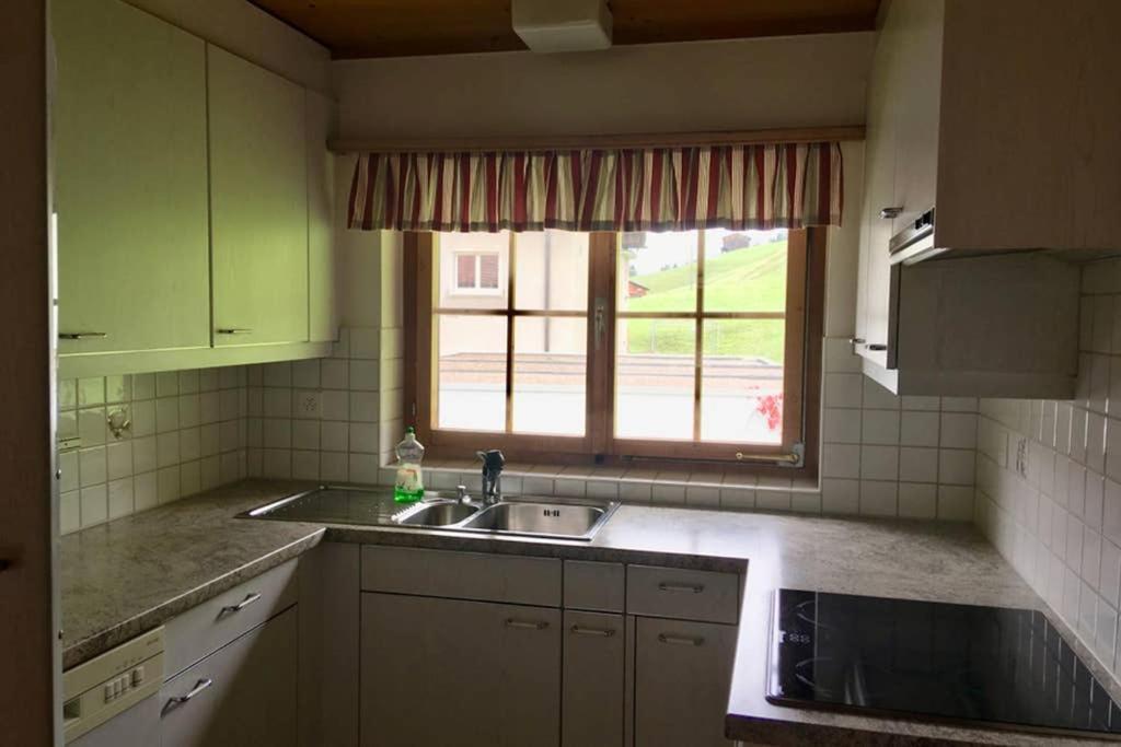 קלוסטר Ferienwohnung Uf Z'Enisch מראה חיצוני תמונה
