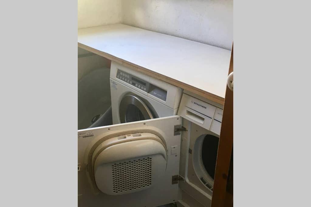 קלוסטר Ferienwohnung Uf Z'Enisch מראה חיצוני תמונה